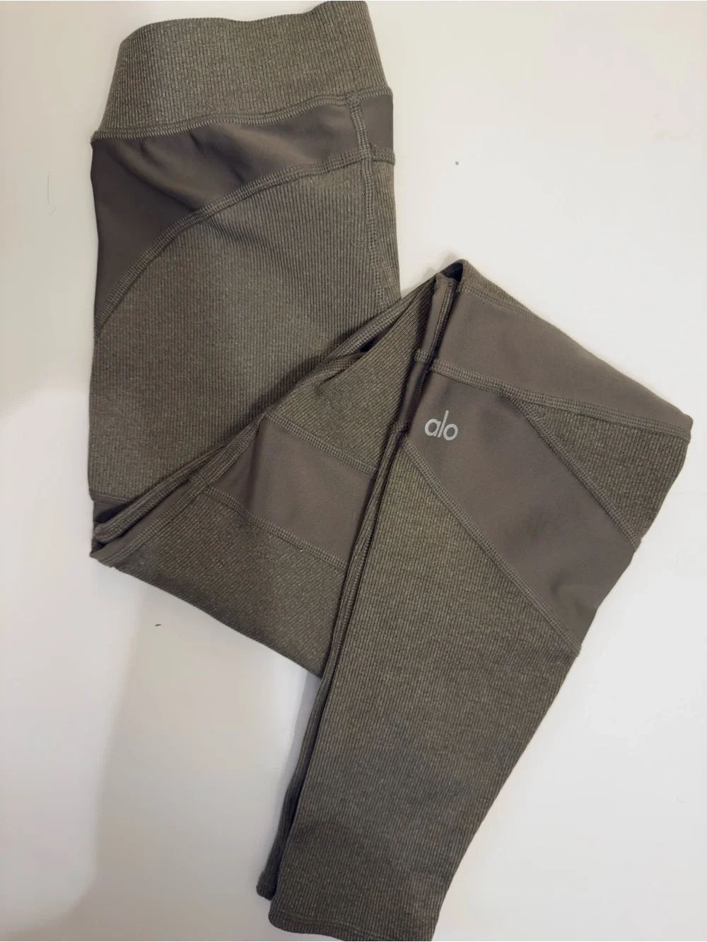 ALO Yoga Olive Ribbed Panel Leggings